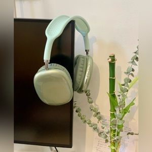 AirMax Pods (wireless bluetooth)